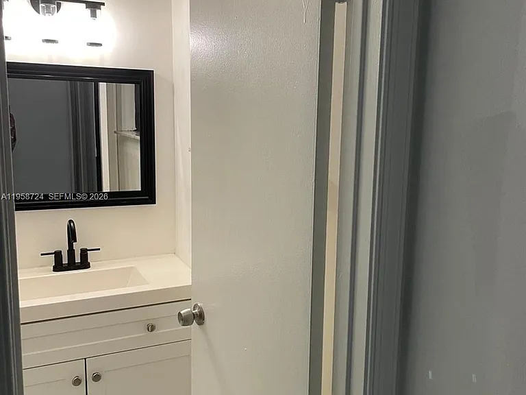 1455 Holly Heights Dr #40 — Photo 2