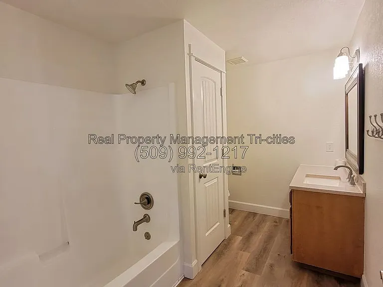 249 Rachel Rd — Photo 9
