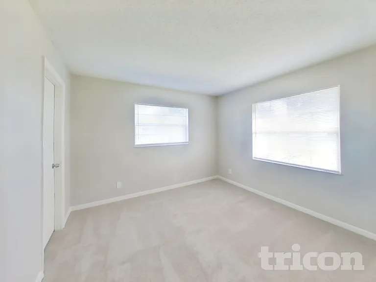 1484 Bloomingdale Rd — Photo 10