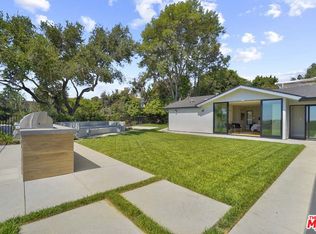 803 Teakwood Rd, Los Angeles, CA 90049