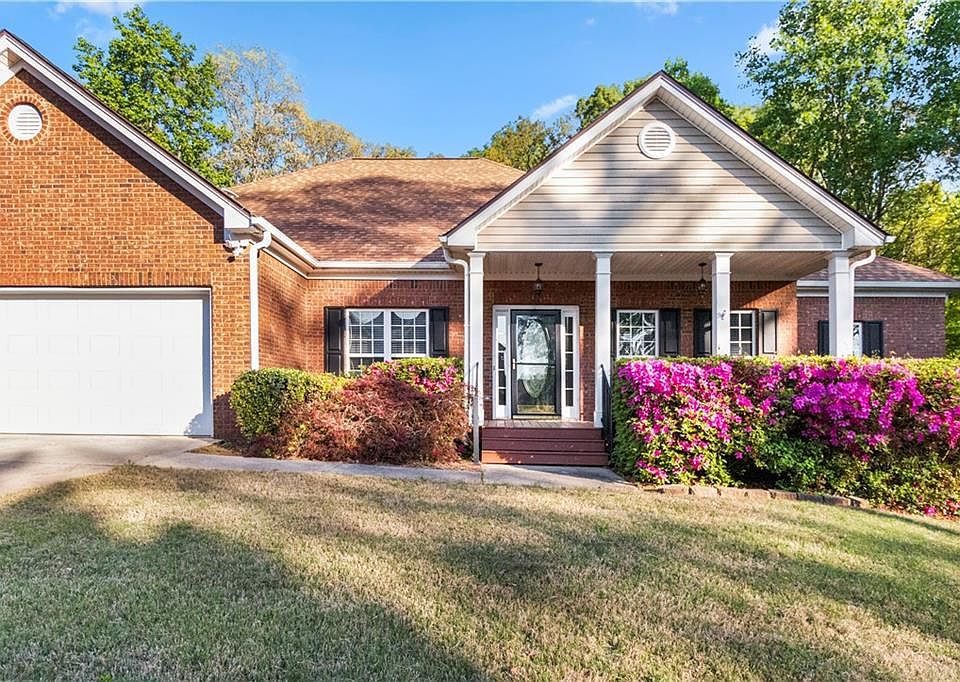 1st image of 799 Gold Crest Dr