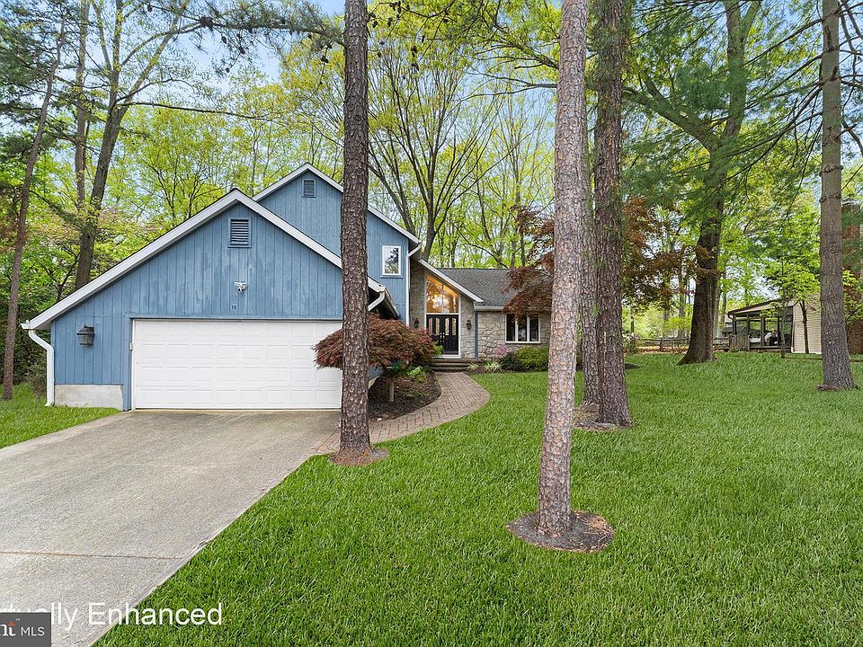 1st image of 15 Fir Ln