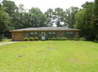 109 Parklane Dr, Dothan, AL 36301
