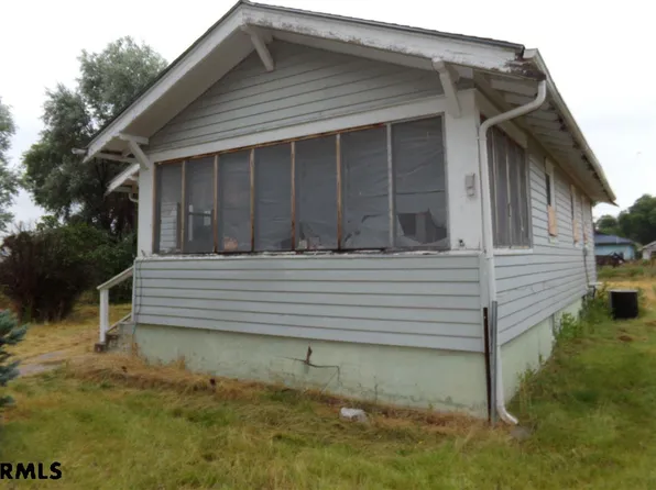 316 10th Ave, Lyman, NE 69352