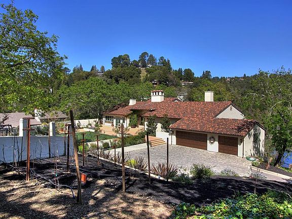 3rd image of 140 Camino Sobrante