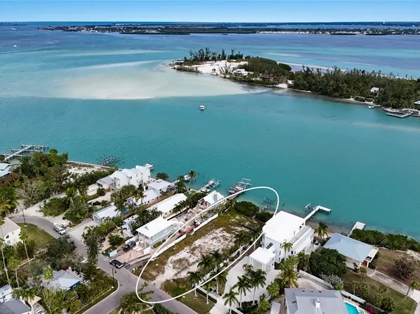 7094 Longboat Dr E #4, Longboat Key, FL 34228