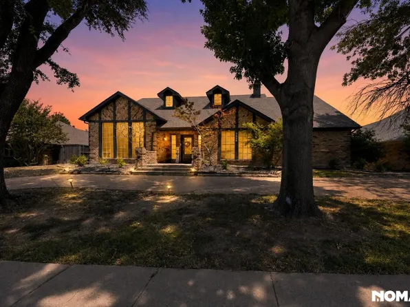 2926 Apple Valley Dr, Garland, TX 75043