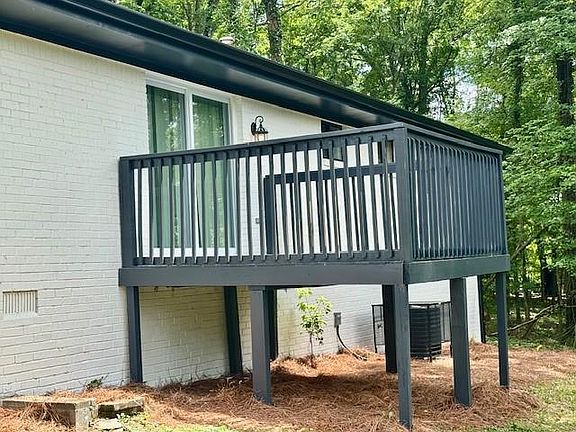 4th image of 2721 Eastwind Dr