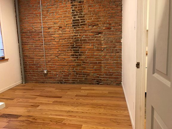 5th image of 2254 N Howard St Floor 2