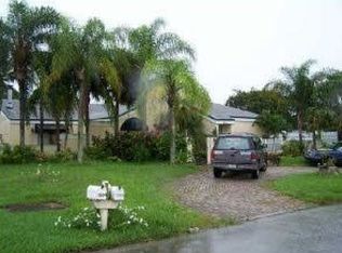 15264 SW 156th Ter, Miami, FL 33187