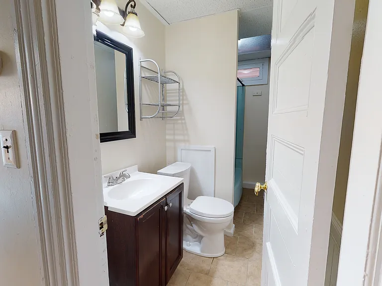 11A Linden St #1 — Photo 10