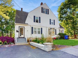 19 Oak St, Hopedale, MA 01747