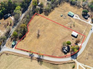 1076 N Barrington Rd, Springdale, AR 72762