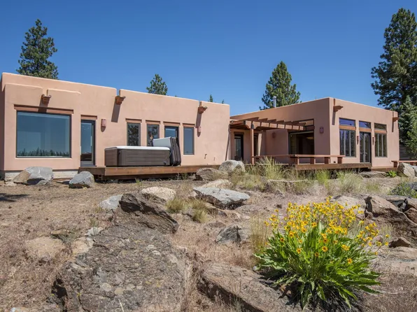 17137 Mountain View Rd, Sisters, OR 97759