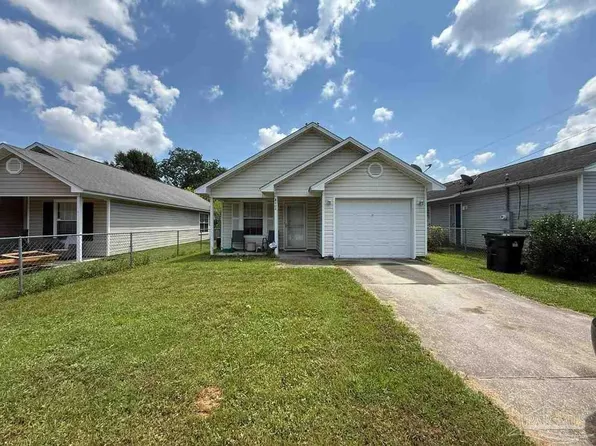 8404 James Taylor Ln, Pensacola, FL 32534
