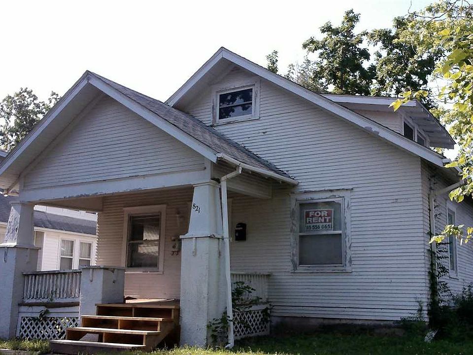 2nd image of 821 Vattier St