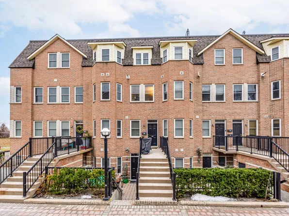 760 Lawrence Ave W #121, Toronto, ON M6A 3E7