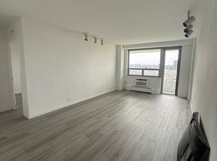 61-15 97th St #10E, Rego Park, NY 11374