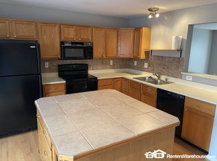 30 Old Knife Ct, Middle River, MD 21220