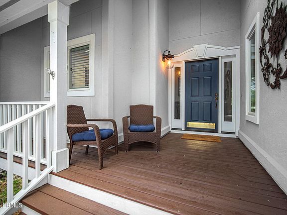 5th image of 754 Island Circle E