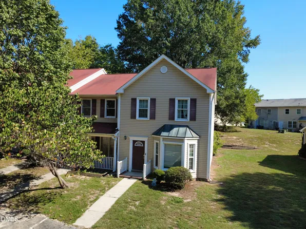 8232 Merriweather Cir, Raleigh, NC 27616