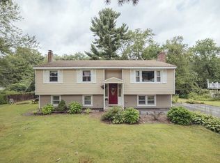 415 Acton Rd, Chelmsford, MA 01824