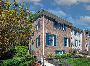 3172 Cantrell Ln, Fairfax, VA 22031