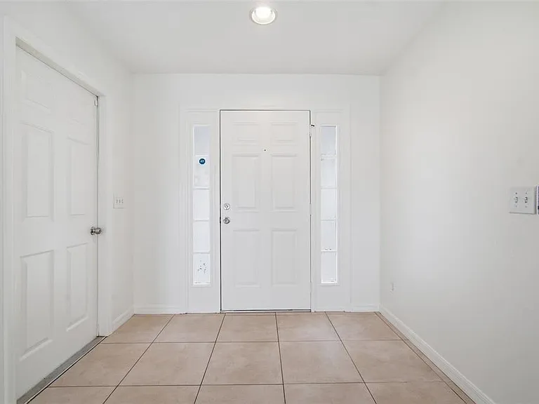 10604 Lakeside Vista Dr — Photo 25