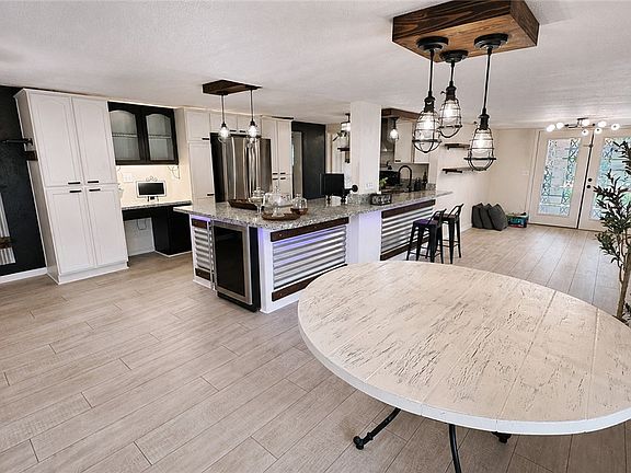 5th image of 6130 Hawkins Way