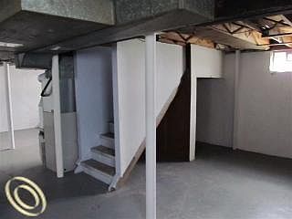 4th image of 1574 Richmond Ave