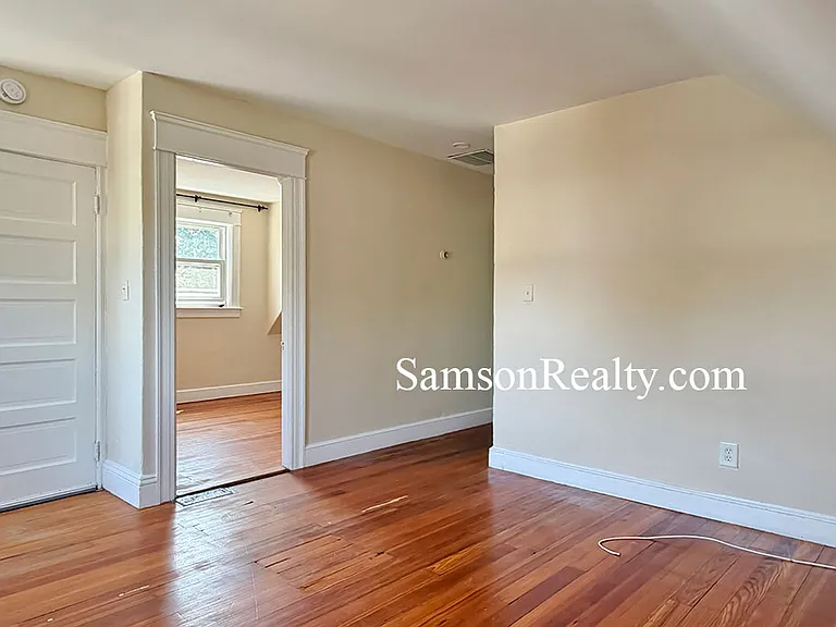 149 University Ave #3 — Photo 18