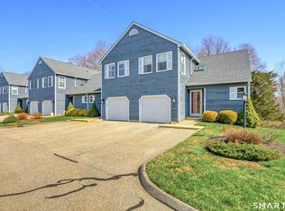 11 Vicki Ln UNIT 11, Colchester, CT 06415