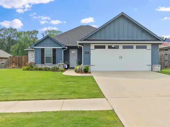 1002 Gavin Dr, Whitehouse, TX 75791