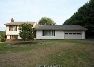 5th image of 15166 Beverly Ct