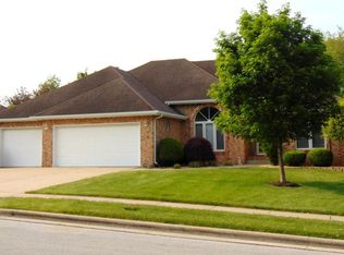 1192 W Woodhaven St, Springfield, MO 65810