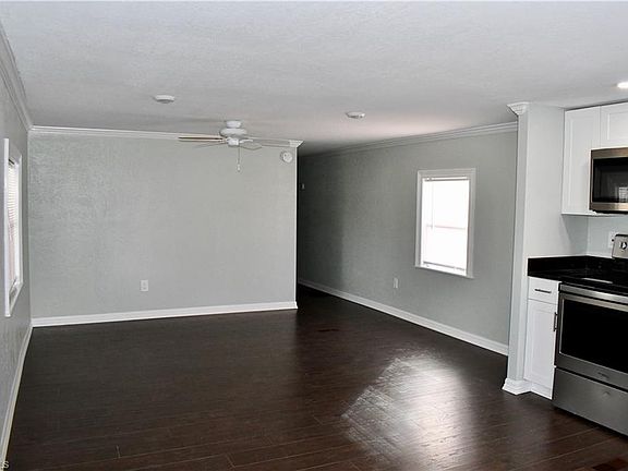 5th image of 233 Sacramento St