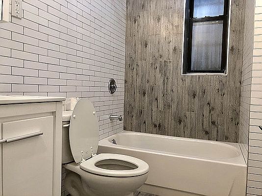 3rd image of 2157 Ocean Ave APT 1E