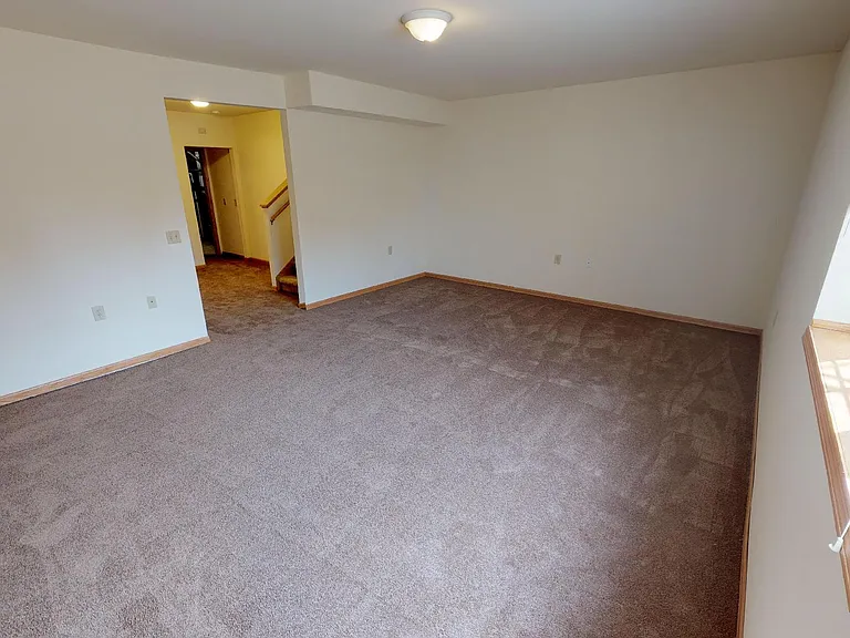 1203-1243 Prospect Cmns — Photo 13