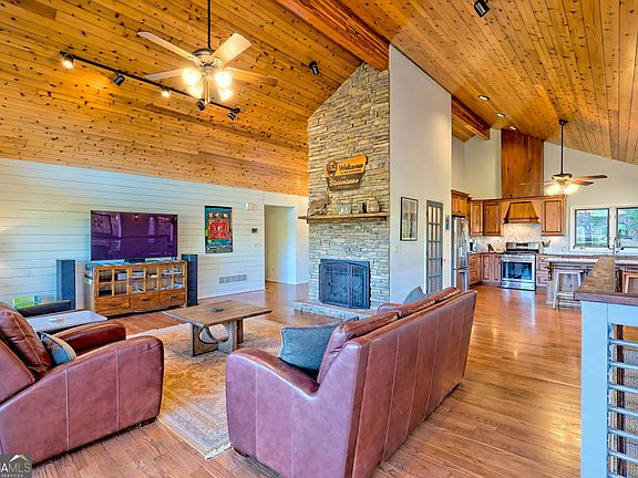 9th image of this home