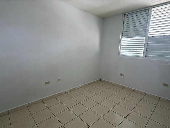 3rd image of Calle Asisclo Soler N CONDOMINIO LA MARINA AVENUE #3402