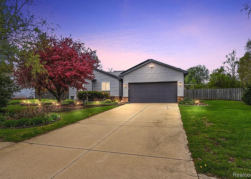 1st image of 4713 Desert Bridge Ct