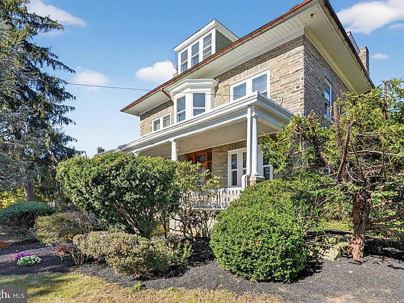5th image of 580 Wigard Ave