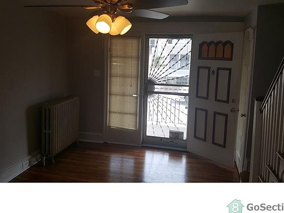 3rd image of 2061 Independence St