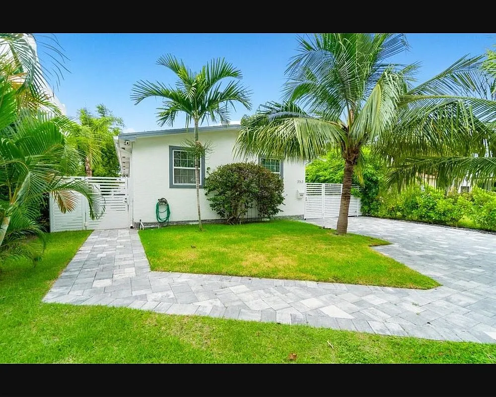 3 bed, 2.0 bath, 1440 sqft, $5,650 — Photo 3