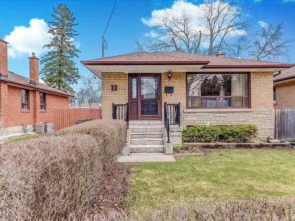 3 Holton Rd, Toronto, ON M1G 1E7