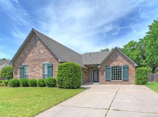 3902 W Galveston Pl, Broken Arrow, OK 74012
