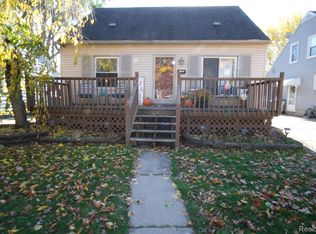 110 E Shevlin Ave, Hazel Park, MI 48030