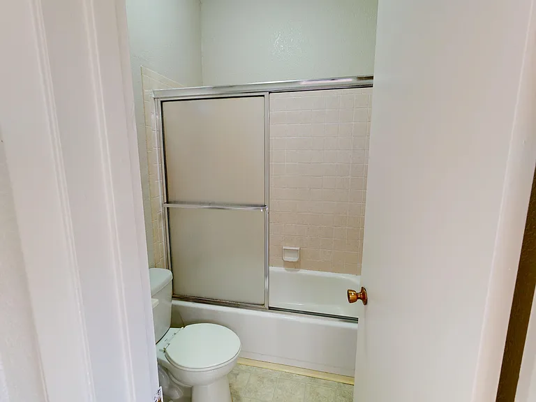 434 Leavenworth Street — Photo 3