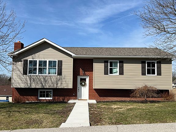 2nd image of 82 Virginia Oaks Drive