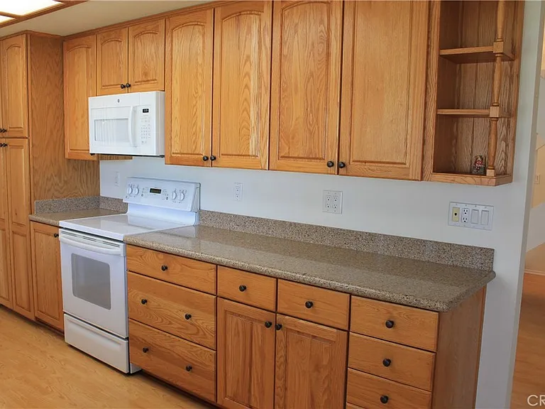 3881 Hendrix St — Photo 33